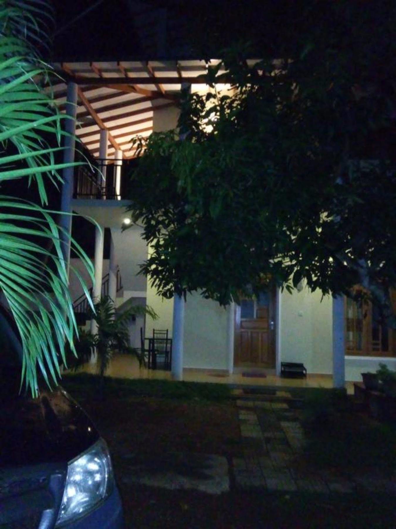 Tissa Resort Tissamaharama Exteriör bild